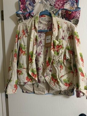 Magnolia Pearl Cream Jacket with Strawberry Print